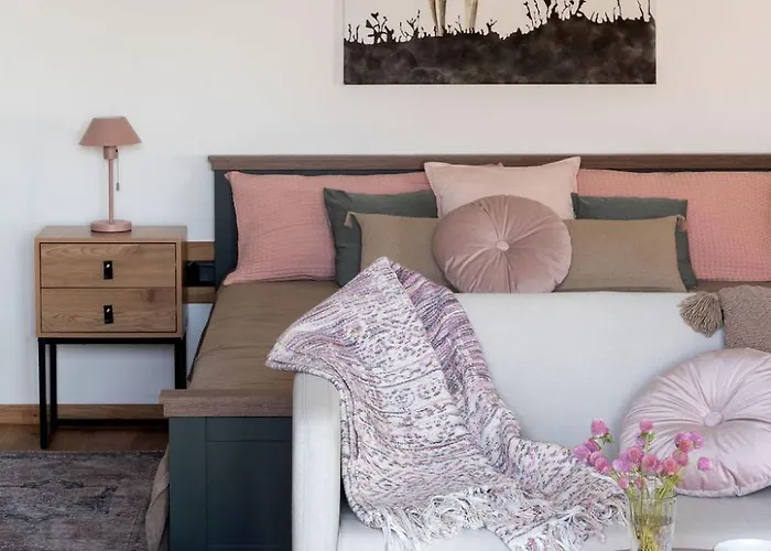 Apartament Pipiter & *