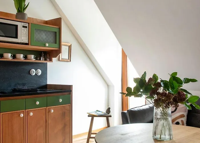 Apartament Pipiter & *